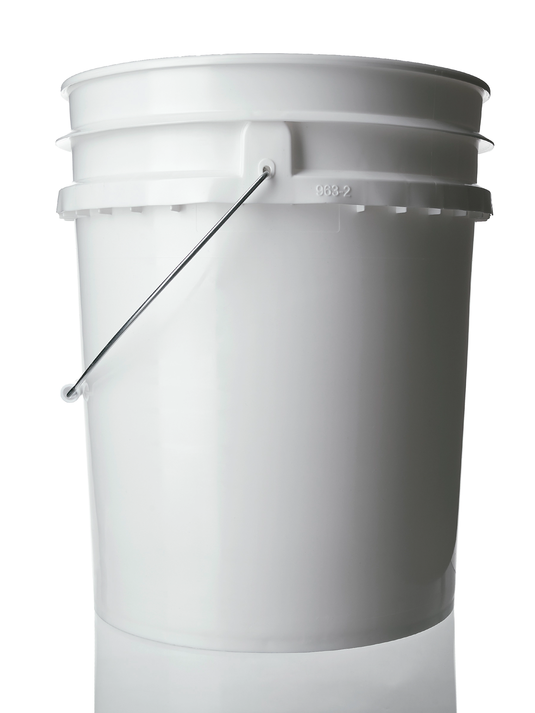 5 Gallon White HDPE Plastic Pail of 90 Mils Thickness – P004WH