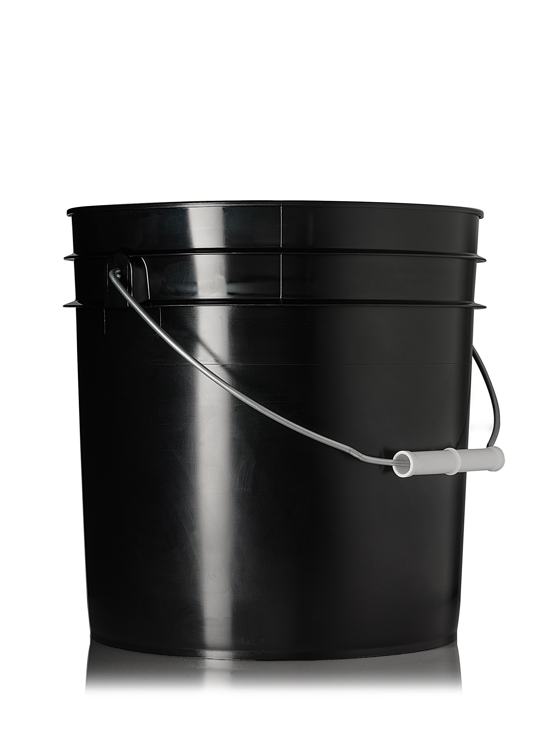 2 Gallon Black HDPE Plastic Pail of 70 Mil Thickness – P019B