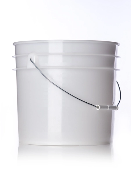 3.5 Gallon Natural-Colored HDPE Plastic Pail of 90 Mil Thickness – P034N